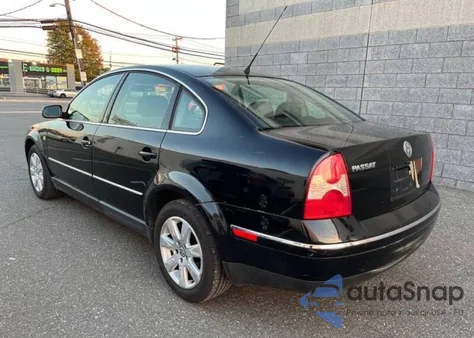 2003 Volkswagen Passat Gls z USA, uszkodzony, nr VIN WVWPD63B03P253883